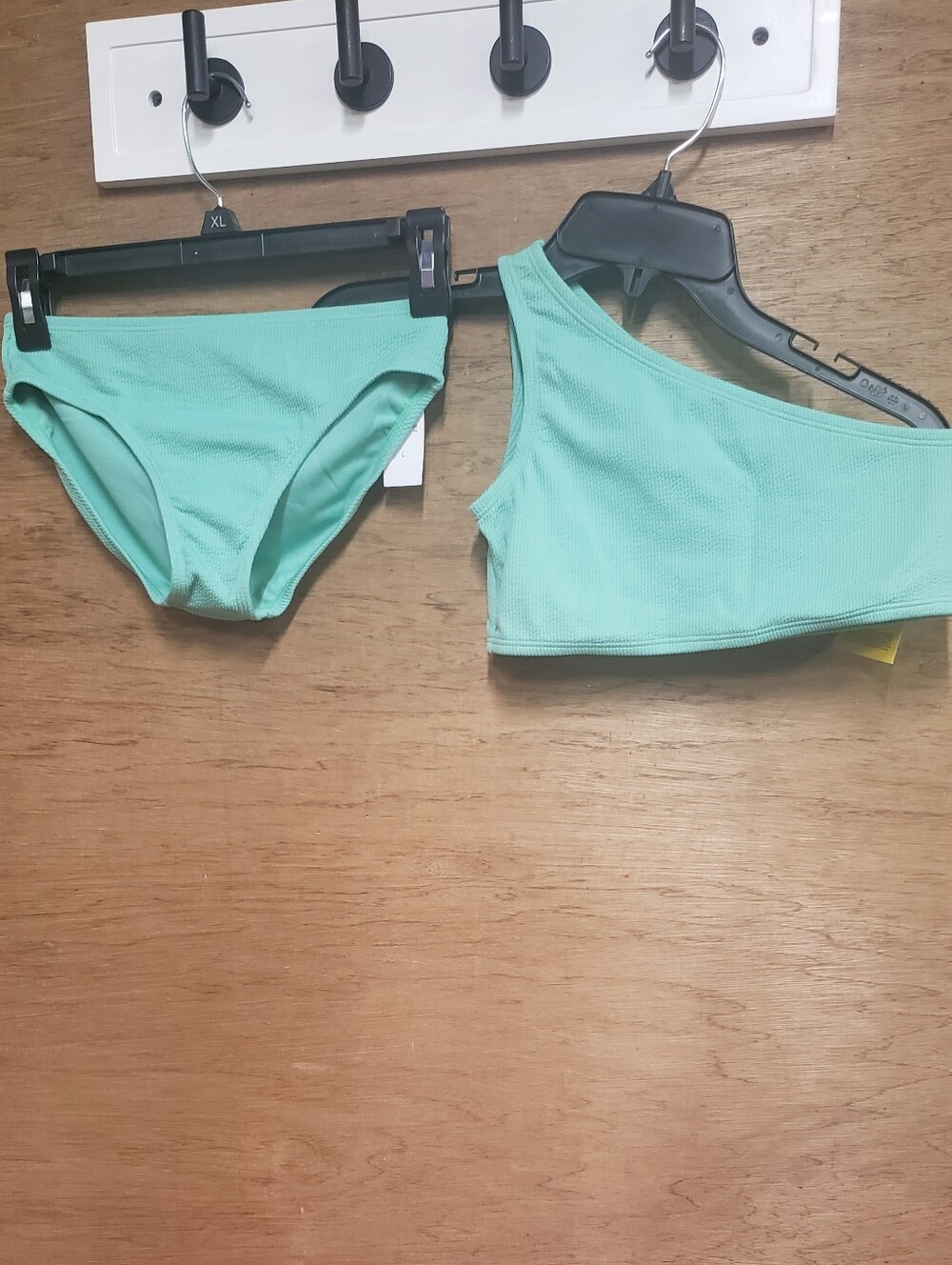 GAP Kids Girls One-Shoulder Bikini Set in Ribbed Mint Green With SPF50.  NWT